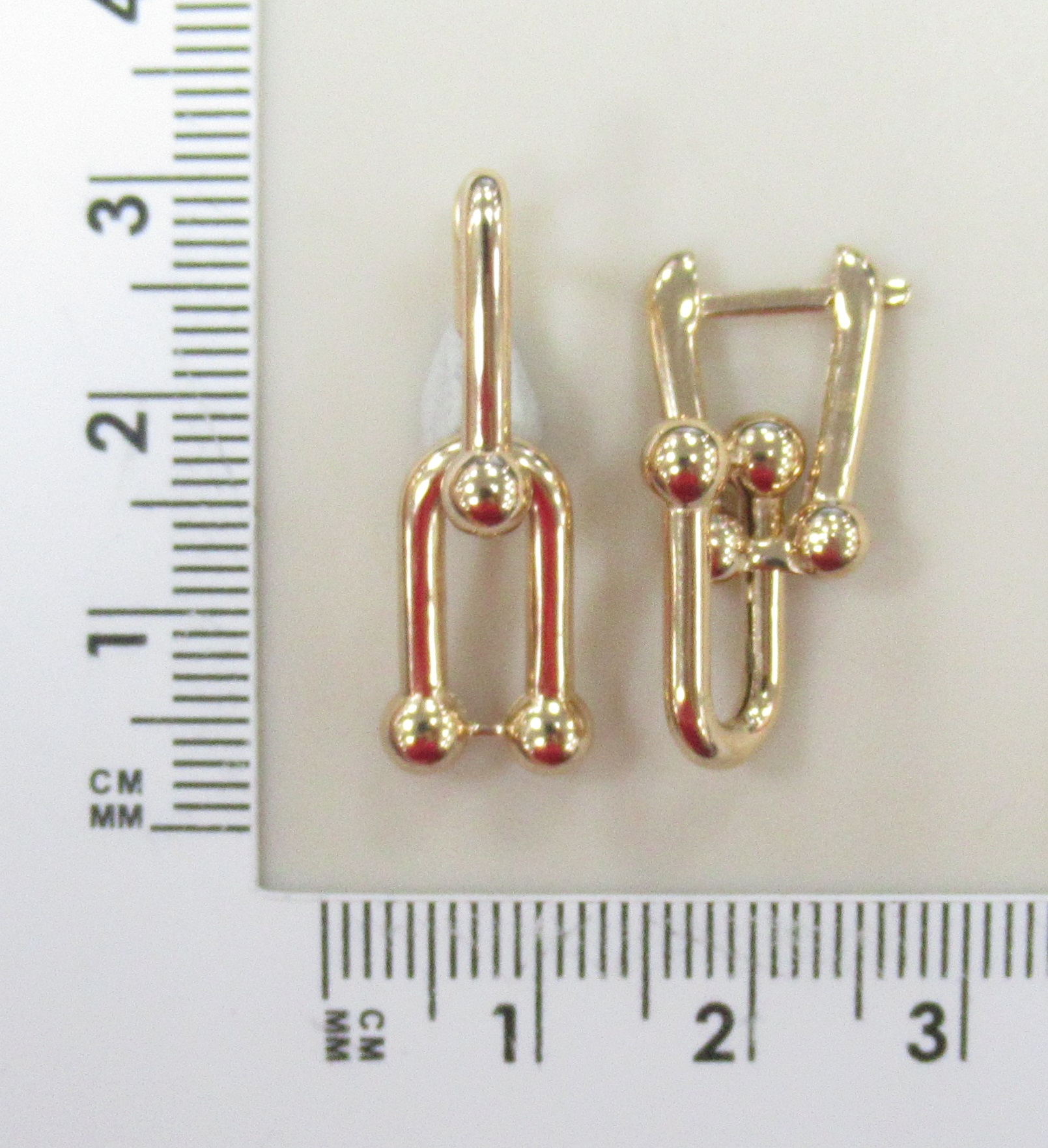 10519-000100 Серьги (Au 585)